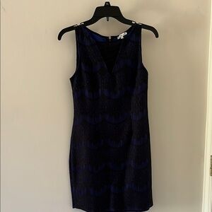 Elegant Black and Blue Sleeveless Dress
